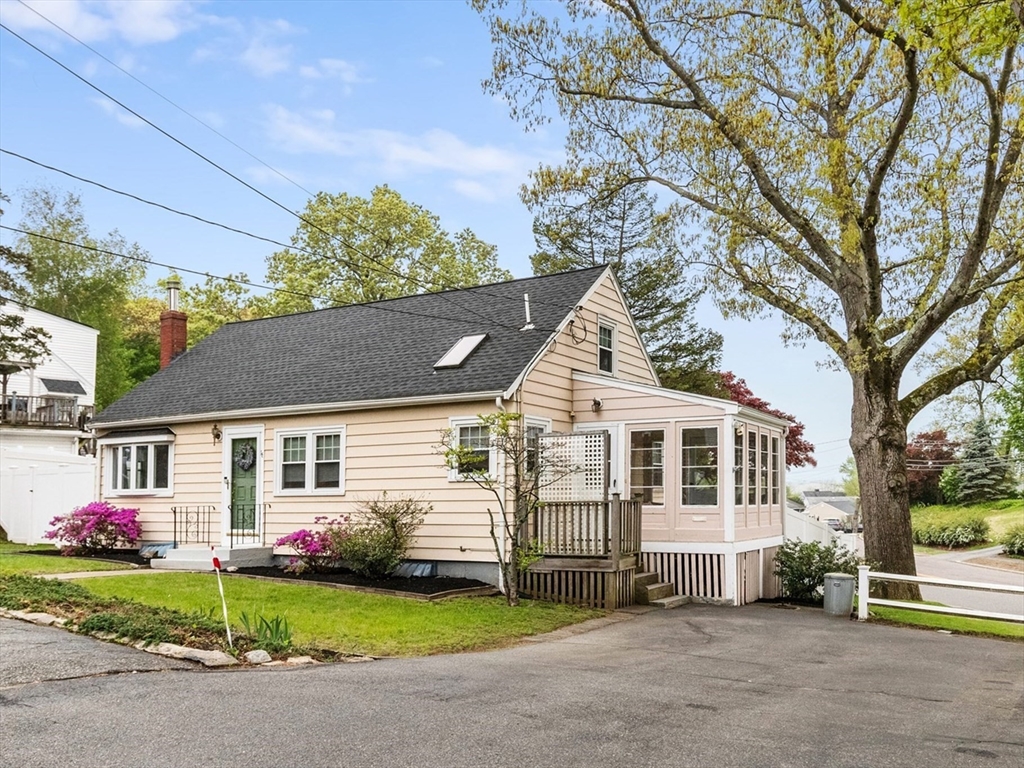 18 Elizabeth Rd