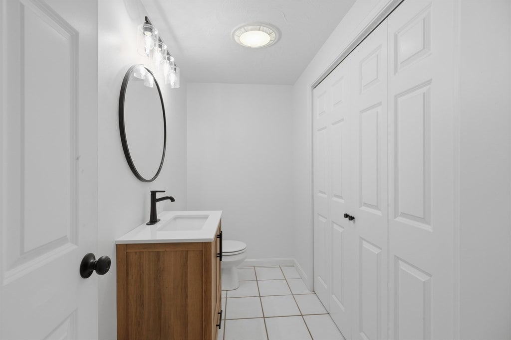 37 West Meadow Estates Drive #37, Townsend, MA Photo #14