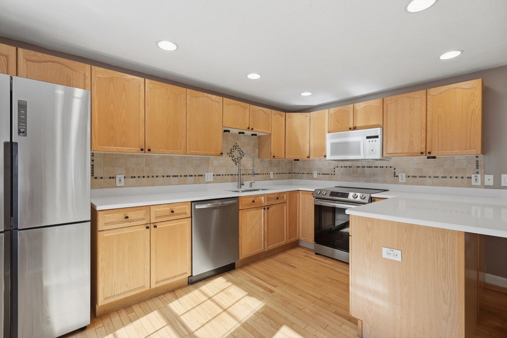 37 West Meadow Estates Drive #37, Townsend, MA Photo #8