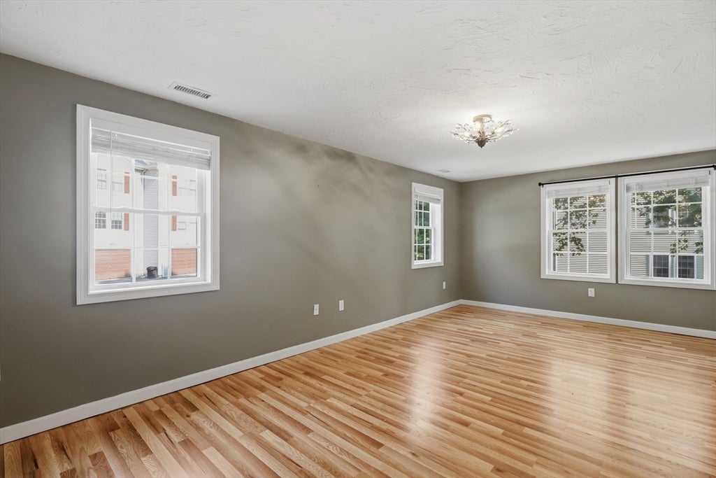 37 West Meadow Estates Drive #37, Townsend, MA Photo #13