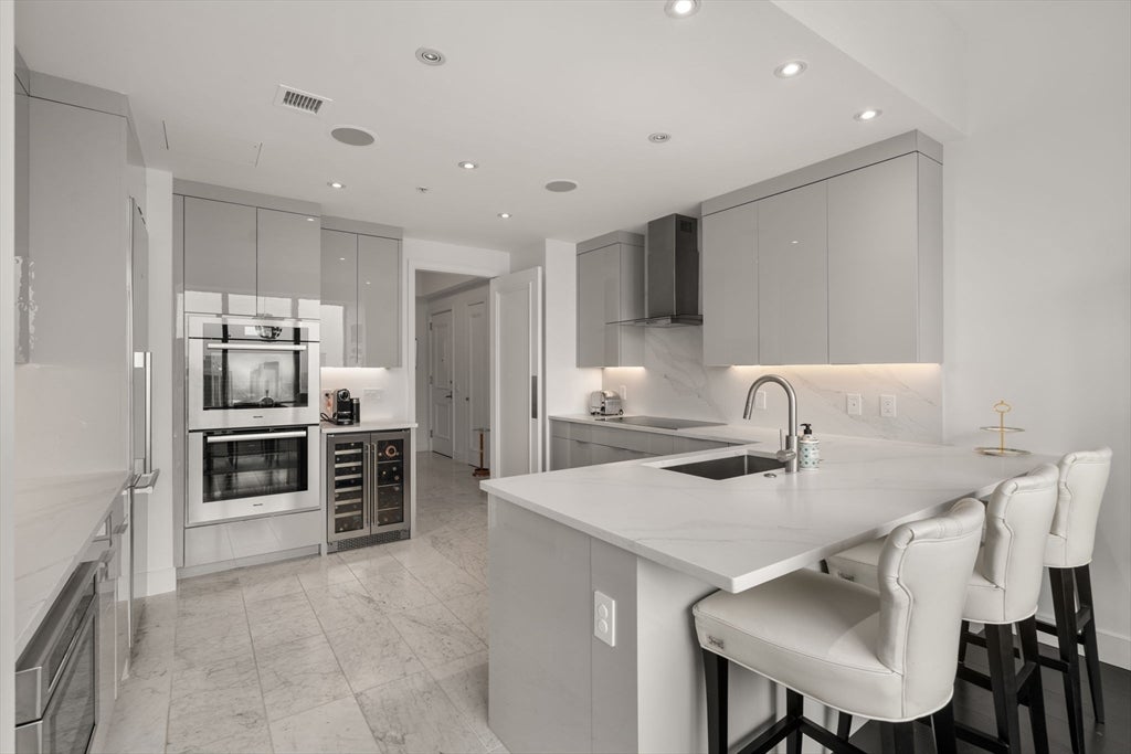 1 Avery St #PH2B, Boston, MA Photo #12