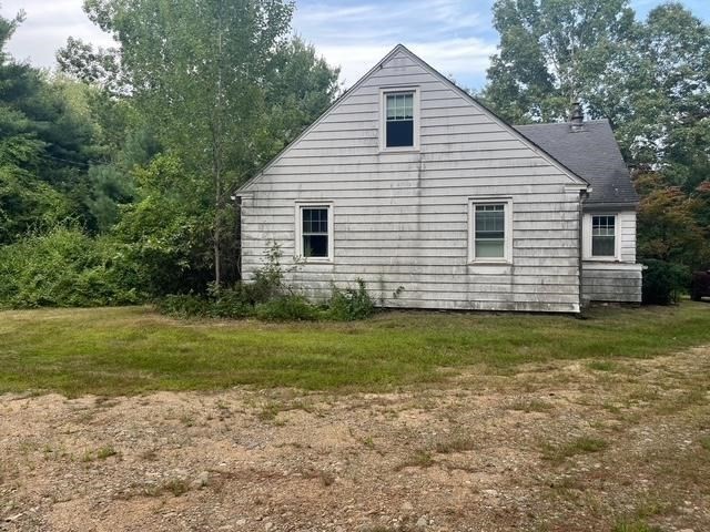 74 River Rd