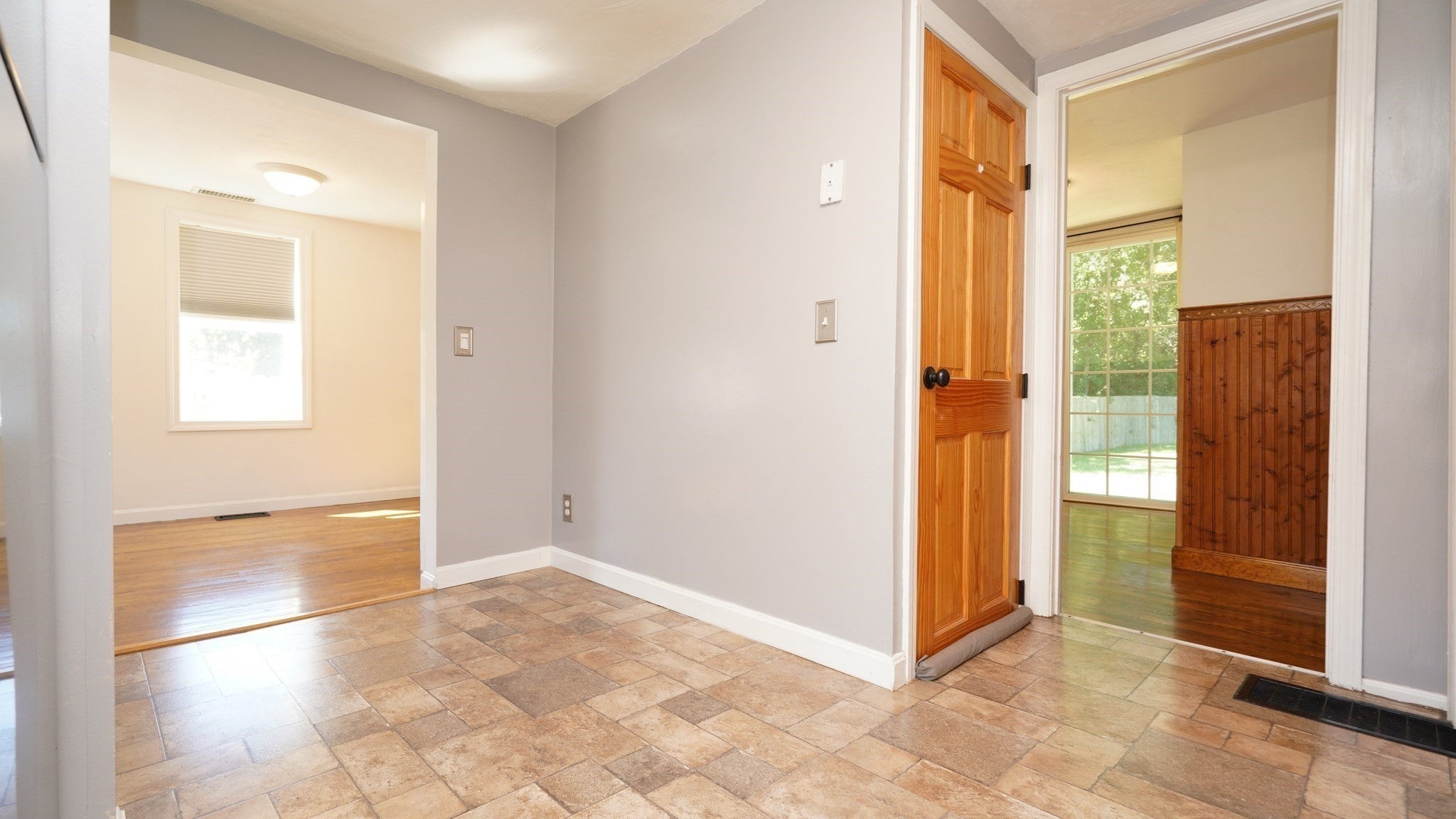 4 Phillips St, Attleboro, MA, 4 Phillips St, Attleboro, MA Photo #12