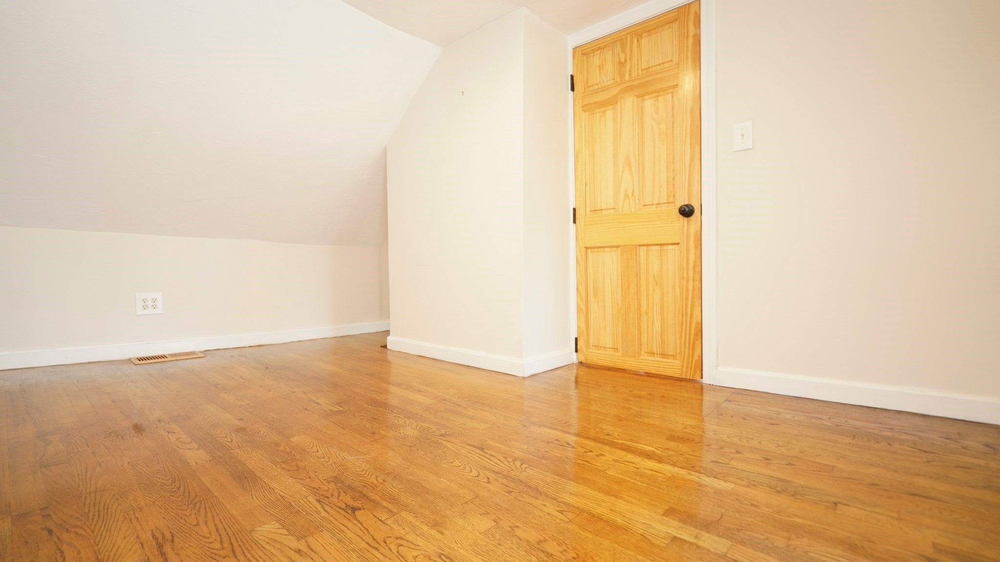 4 Phillips St, Attleboro, MA, 4 Phillips St, Attleboro, MA Photo #29