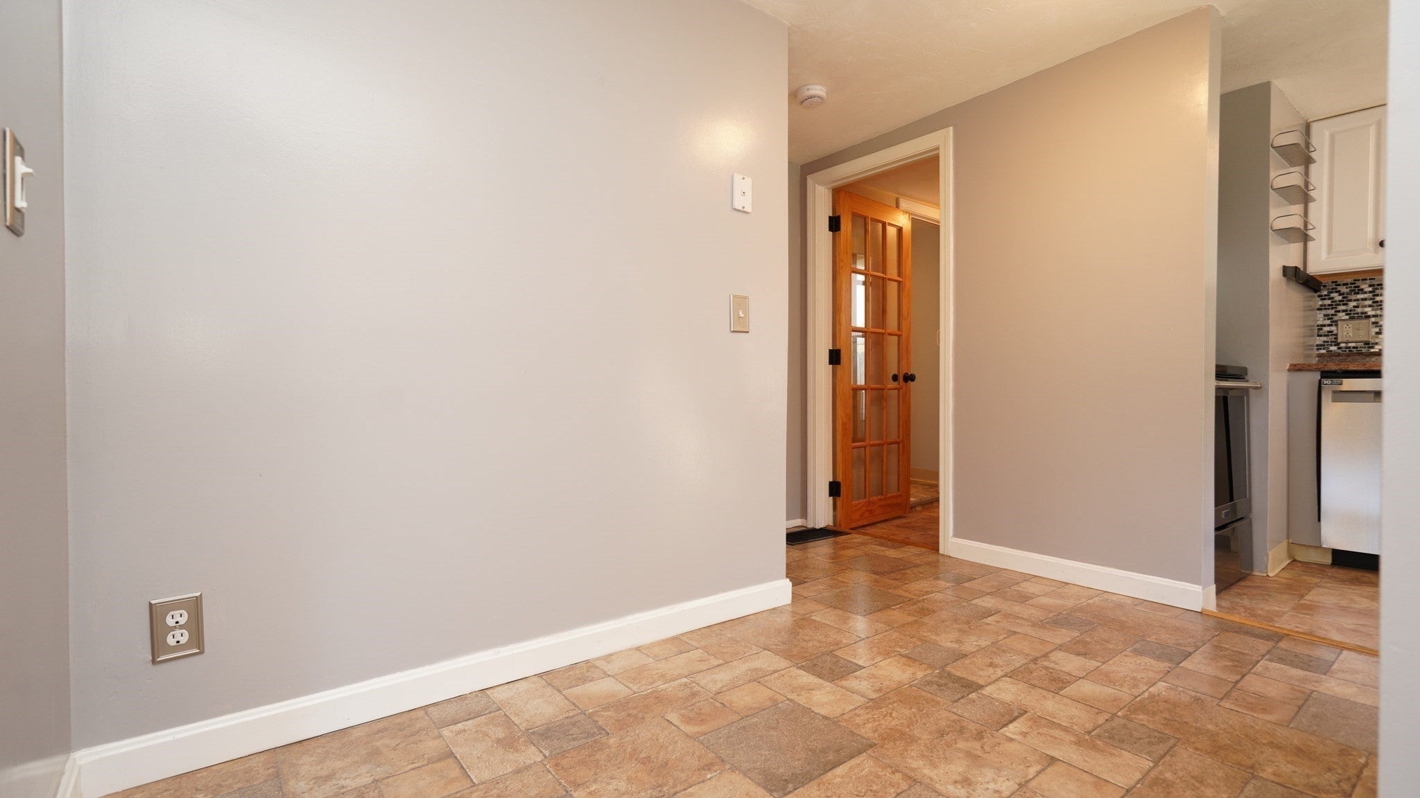 4 Phillips St, Attleboro, MA, 4 Phillips St, Attleboro, MA Photo #11