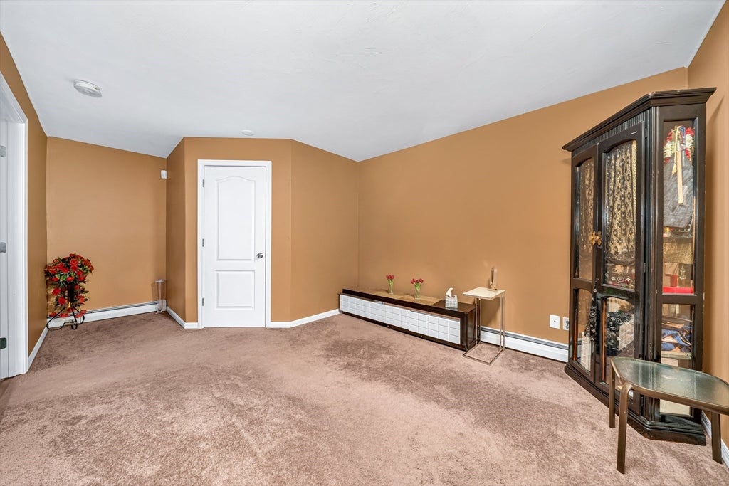 822 Methuen St #822, Dracut, MA Photo #17