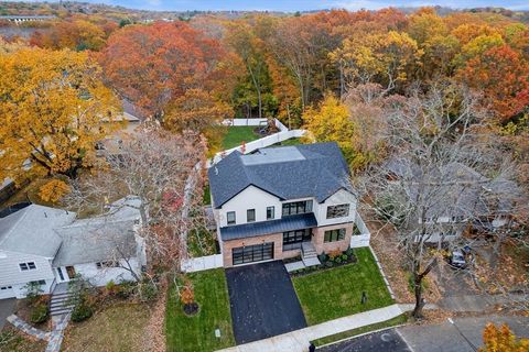 16 Dorcar Rd Newton MA 02467