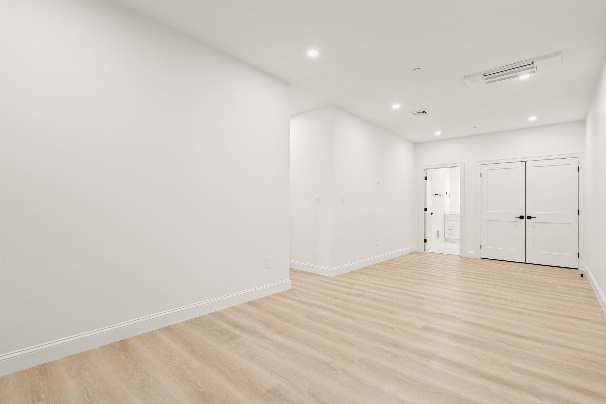 27 Shepard St #1, Boston, MA, 27 Shepard St #1, Boston, MA Photo #30