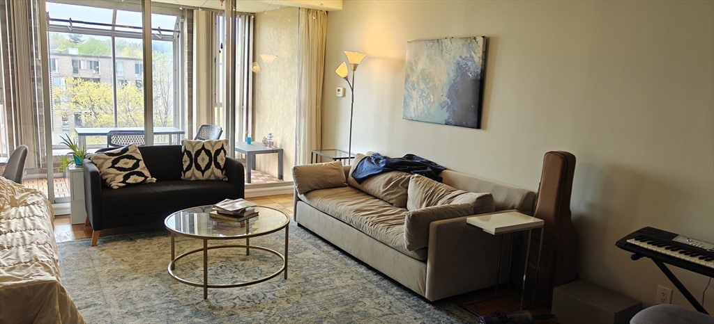 77 Pond Avenue 804