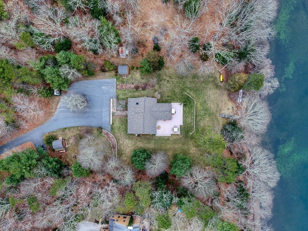 1216 Santuit Newtown Rd