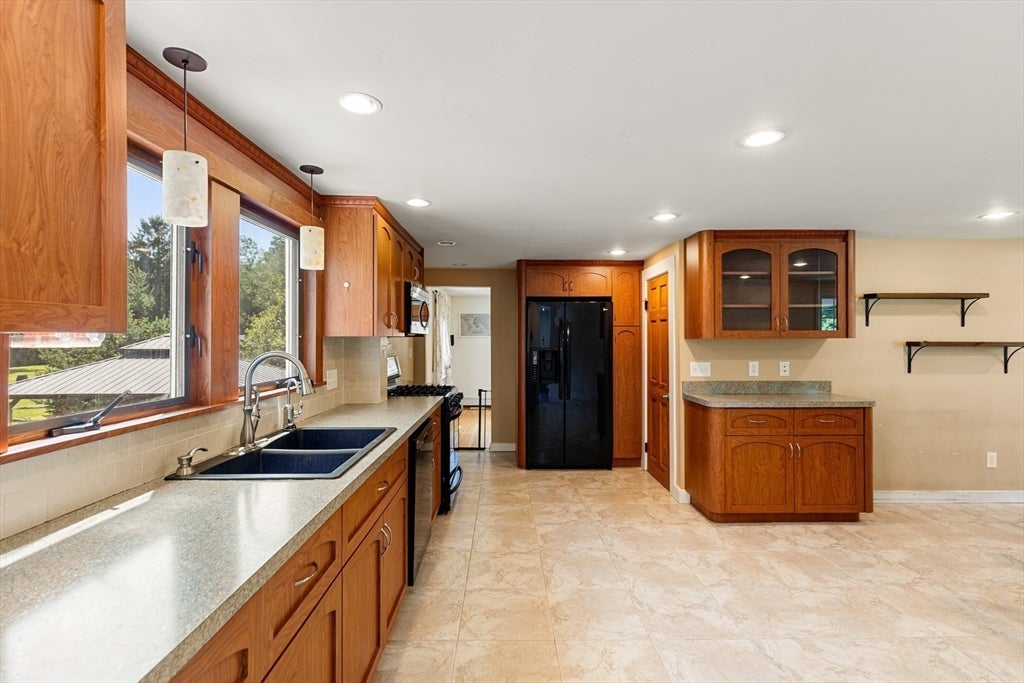 67 Maple St, Wenham, MA, 67 Maple St, Wenham, MA Photo #13