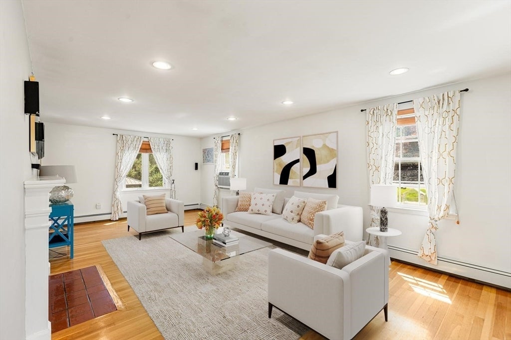 67 Maple St, Wenham, MA, 67 Maple St, Wenham, MA Photo #9