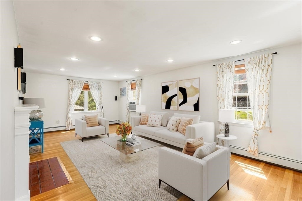 67 Maple St