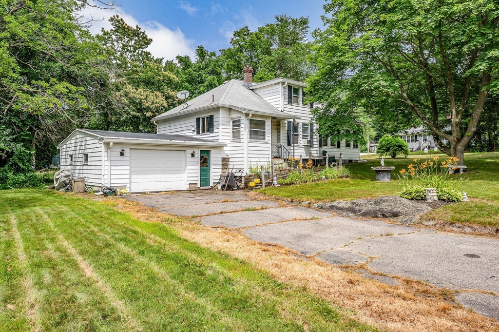 59 Riverneck Rd
