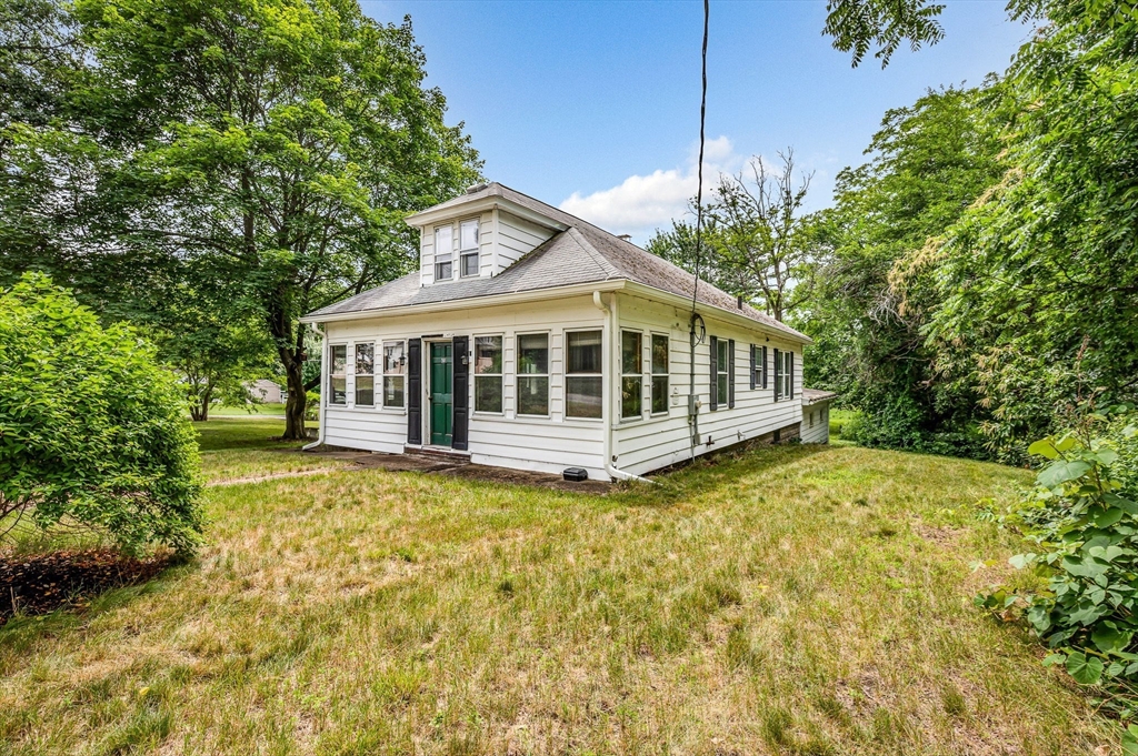 59 Riverneck Rd