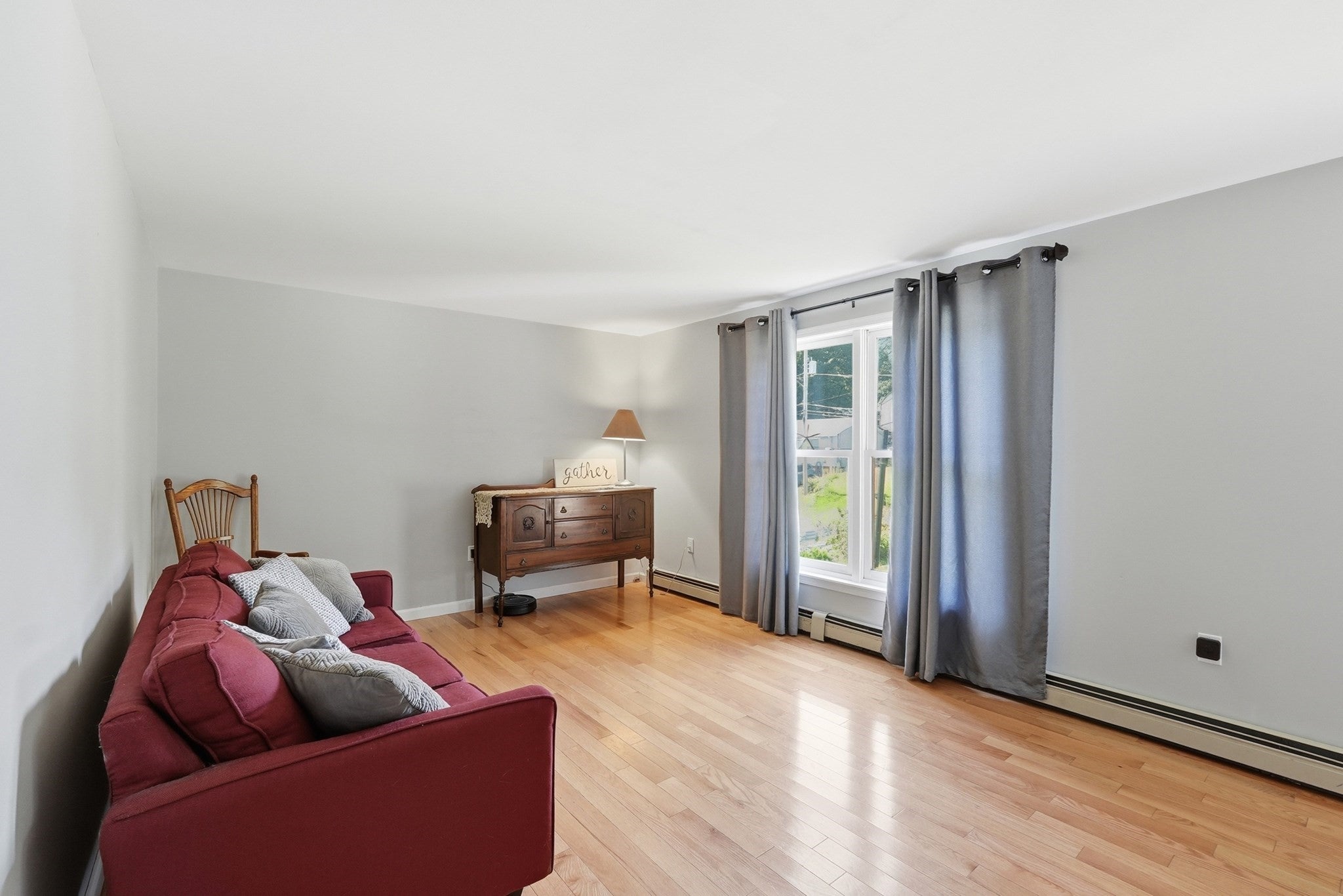 10 Scandinavia Ave, Worcester, MA Photo #8