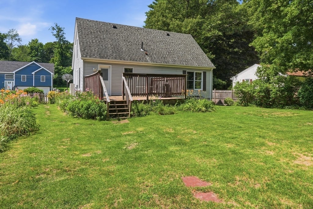 10 Scandinavia Ave, Worcester, MA, 10 Scandinavia Ave, Worcester, MA Photo #28