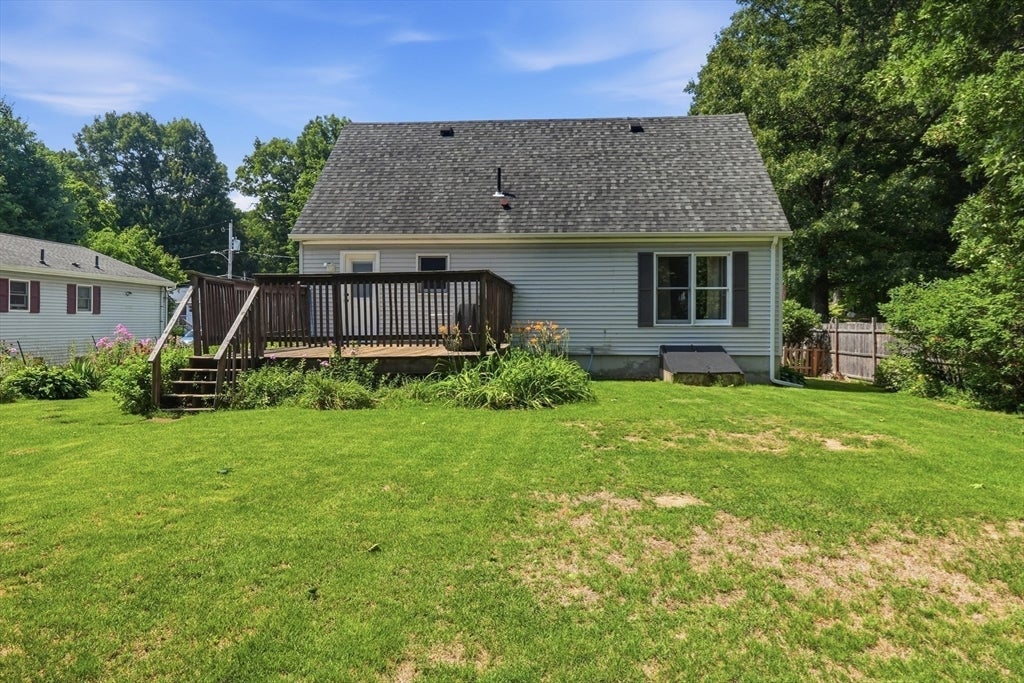 10 Scandinavia Ave, Worcester, MA, 10 Scandinavia Ave, Worcester, MA Photo #27