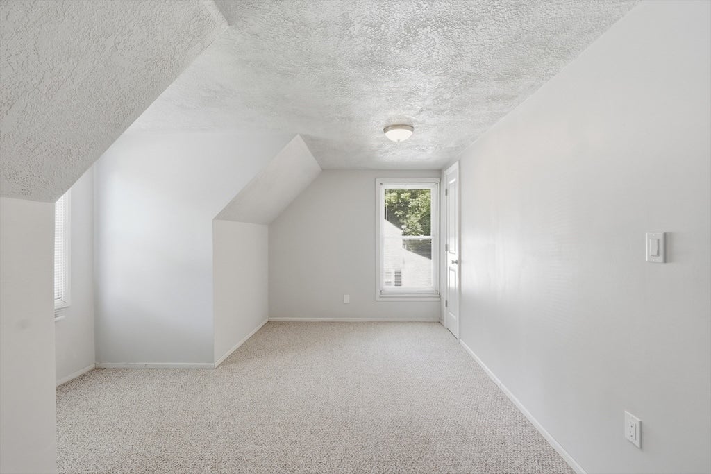 10 Scandinavia Ave, Worcester, MA, 10 Scandinavia Ave, Worcester, MA Photo #22