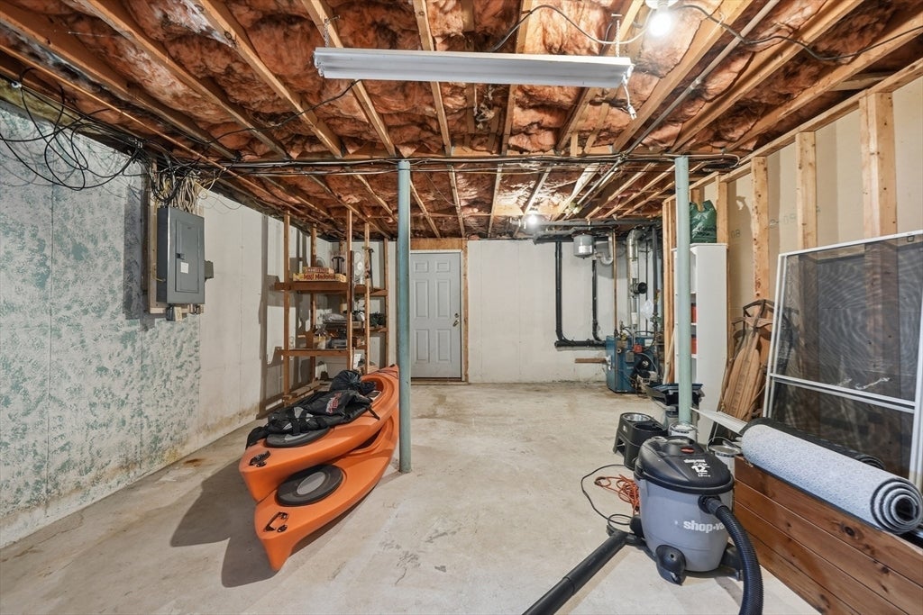 10 Scandinavia Ave, Worcester, MA, 10 Scandinavia Ave, Worcester, MA Photo #35