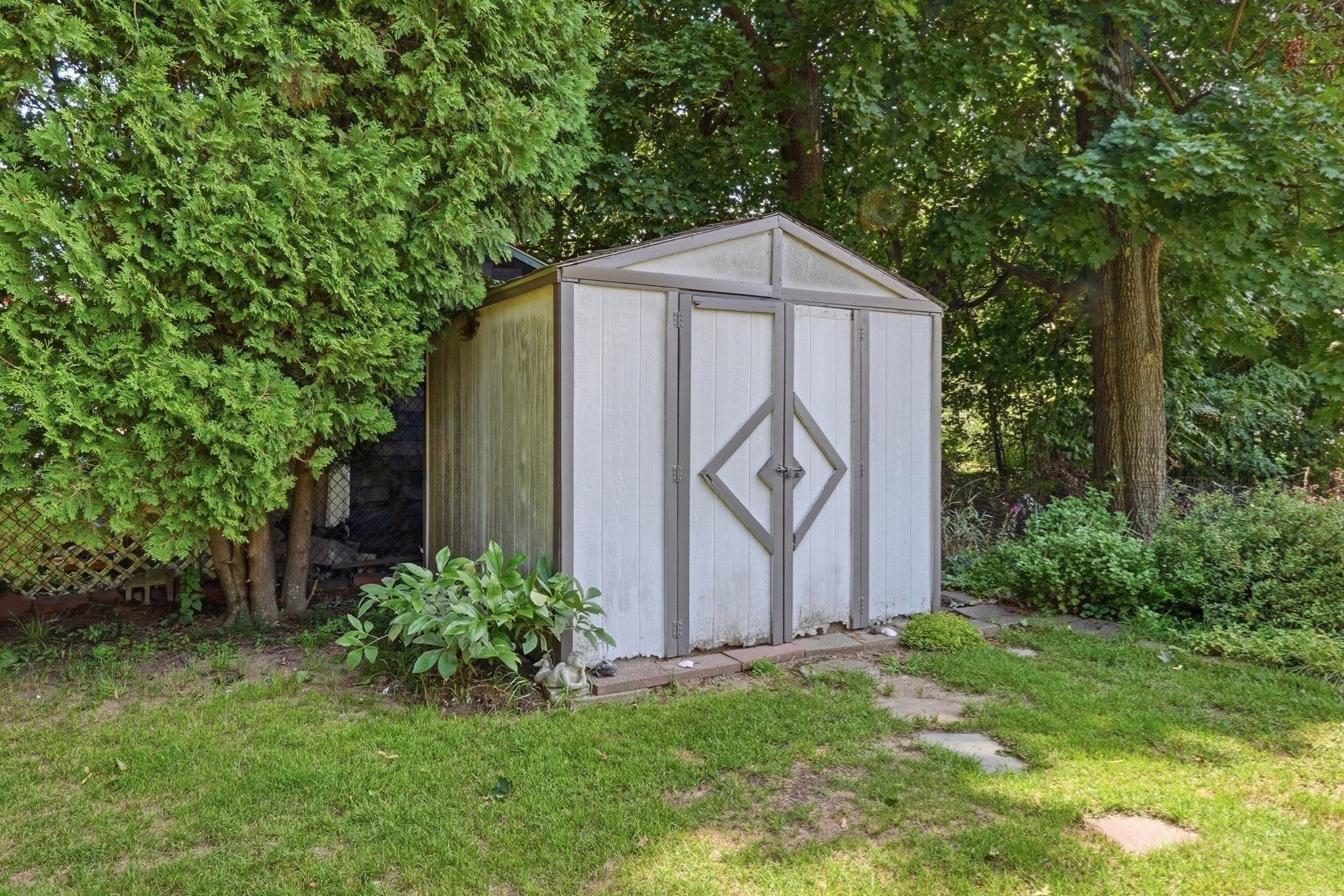 10 Scandinavia Ave, Worcester, MA Photo #30