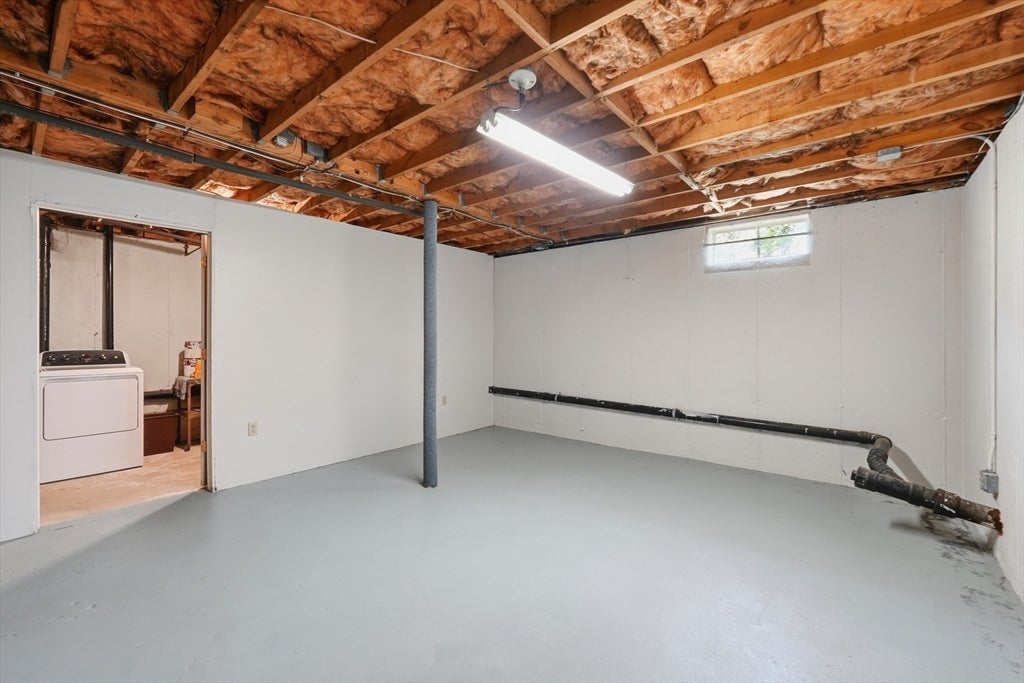 10 Scandinavia Ave, Worcester, MA, 10 Scandinavia Ave, Worcester, MA Photo #31