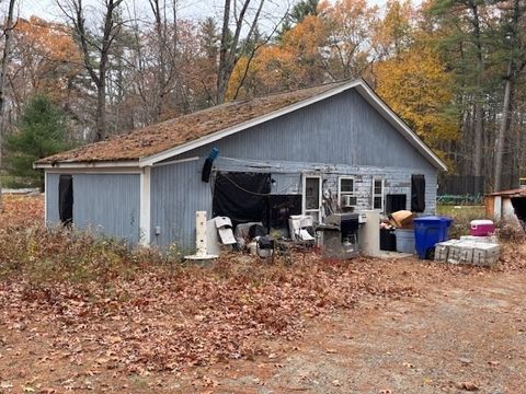 Photo of 230 S Row Rd, Lunenburg, MA 01462 (MLS # 73452753)