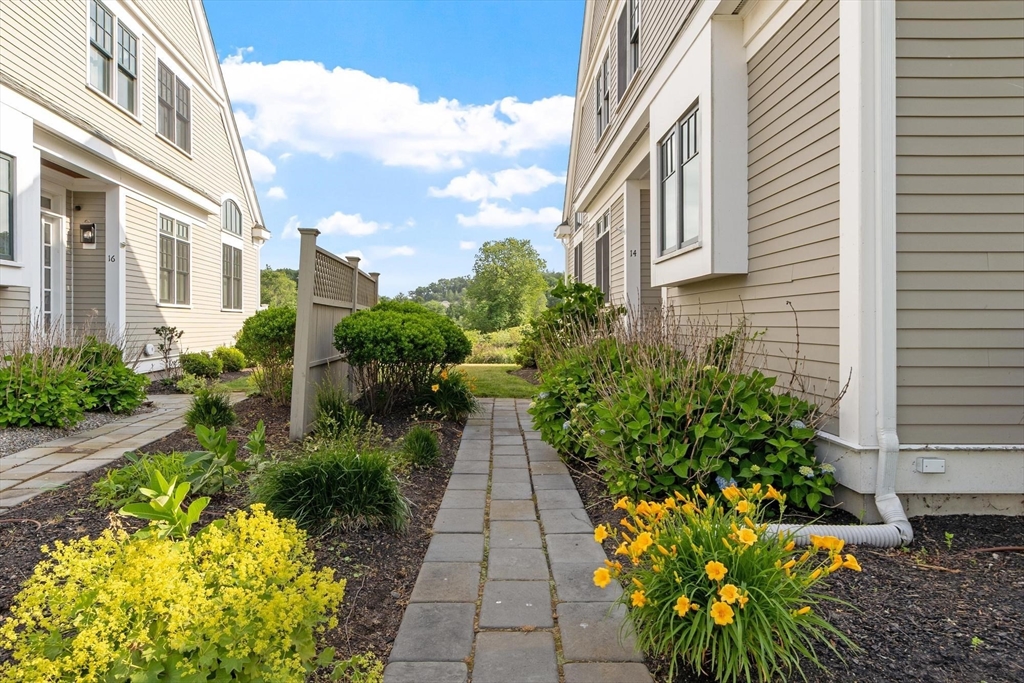 14 Millstone Dr