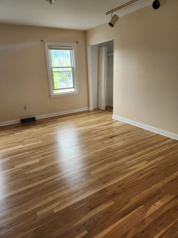 104 N Main Street 2R