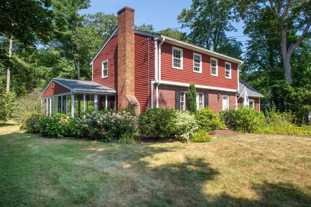 24 Ichabod Ln