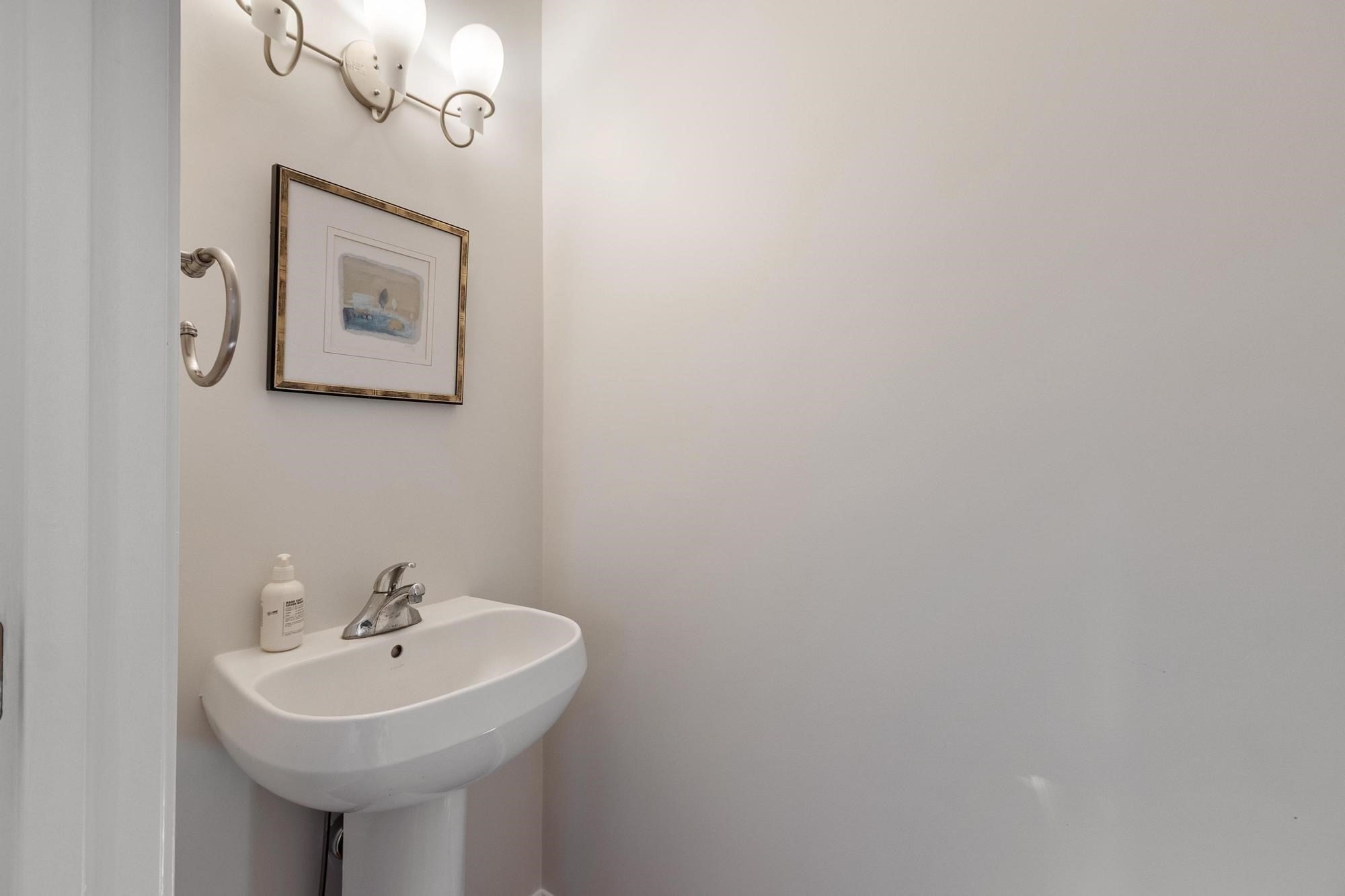 22 Hillcrest Dr, Acton, MA Photo #5