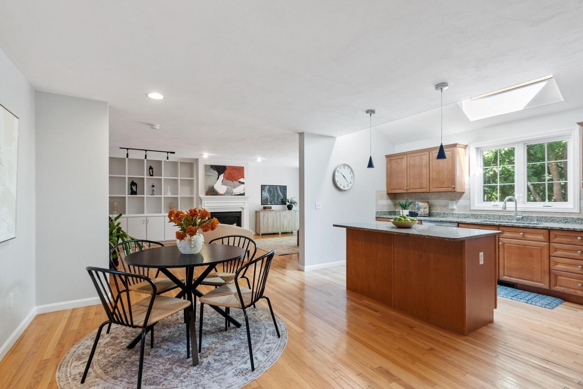 22 Hillcrest Dr, Acton, MA Photo #12