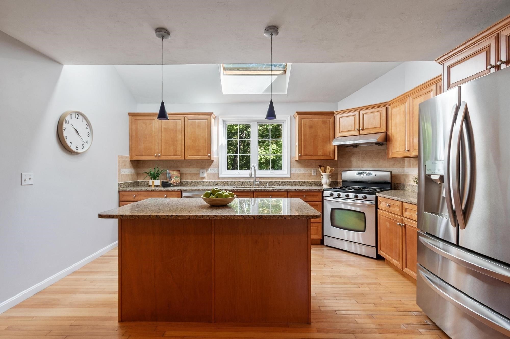 22 Hillcrest Dr, Acton, MA Photo #13