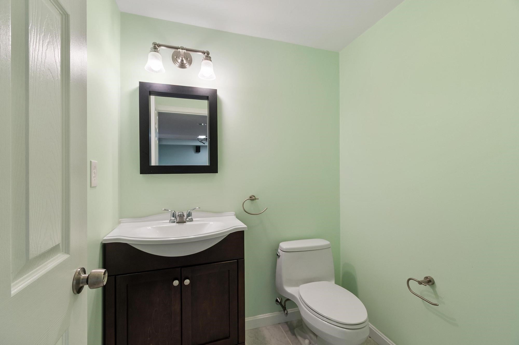 22 Hillcrest Dr, Acton, MA Photo #41