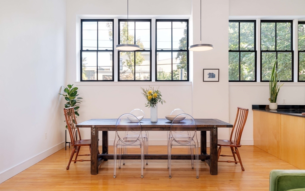 201 Brookline Street 6