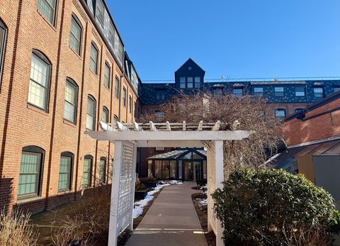 Photo of 21 Linden Lst St #416, Quincy, MA 02170 (MLS # 73507312)