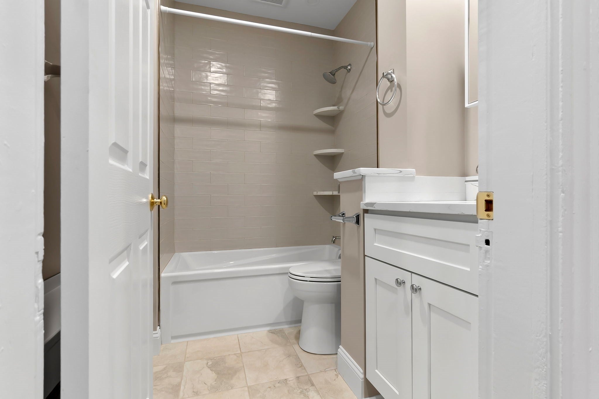 33 Dunlap Street #2, Salem, MA, 33 Dunlap Street #2, Salem, MA Photo #13