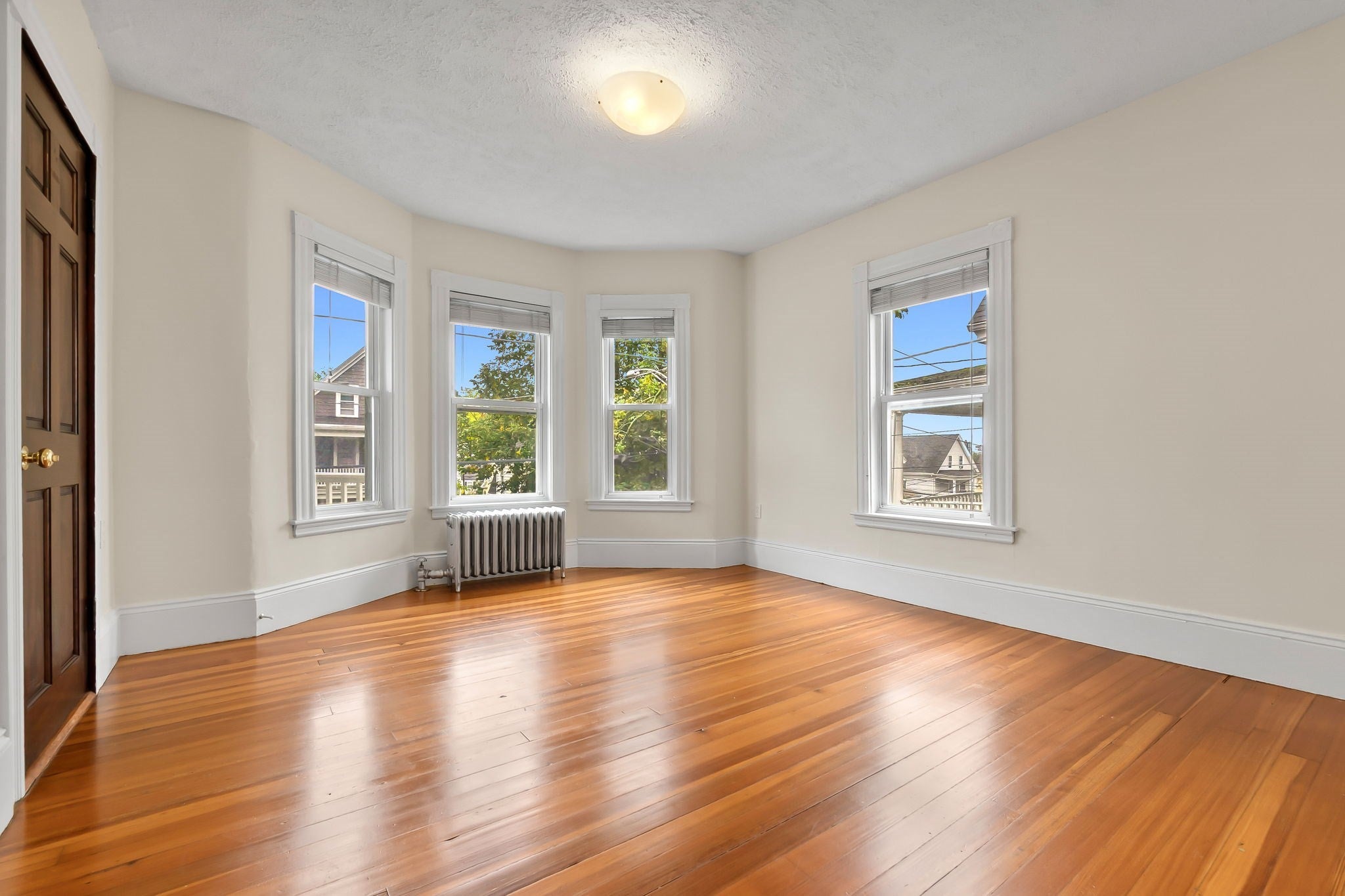 33 Dunlap Street 2