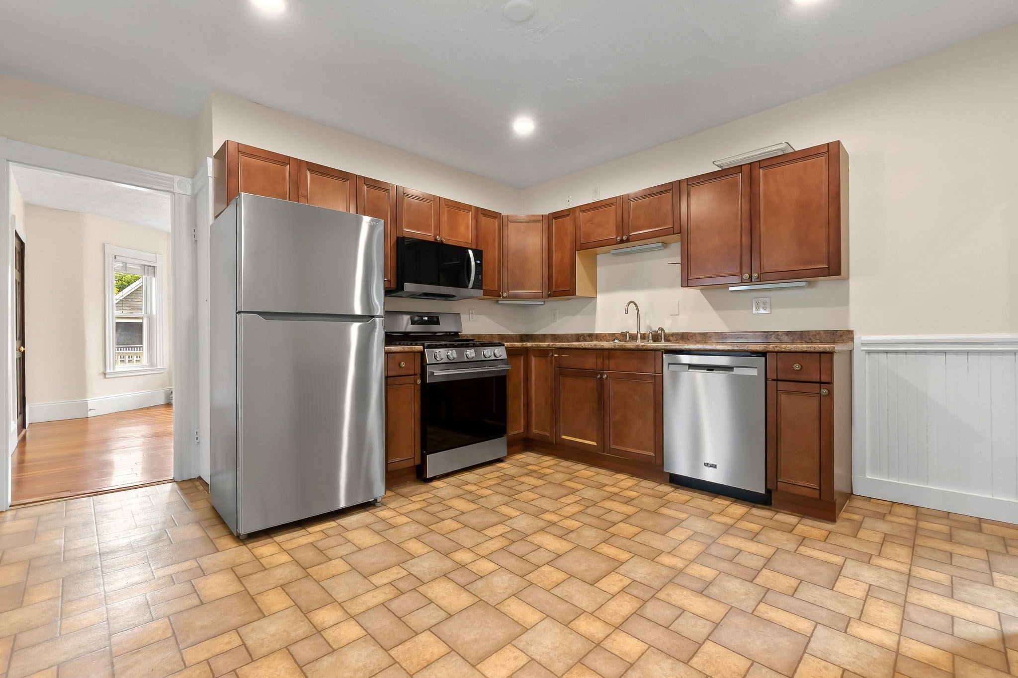 33 Dunlap Street #2, Salem, MA, 33 Dunlap Street #2, Salem, MA Photo #8