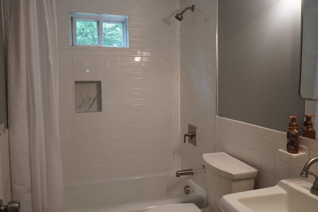 295 Oak St, Halifax, MA, 295 Oak St, Halifax, MA Photo #19