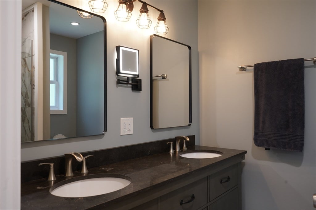 295 Oak St, Halifax, MA, 295 Oak St, Halifax, MA Photo #29
