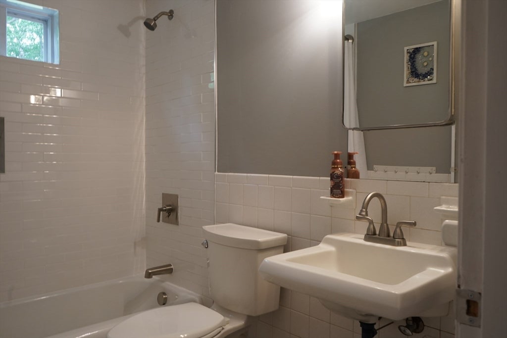 295 Oak St, Halifax, MA, 295 Oak St, Halifax, MA Photo #18