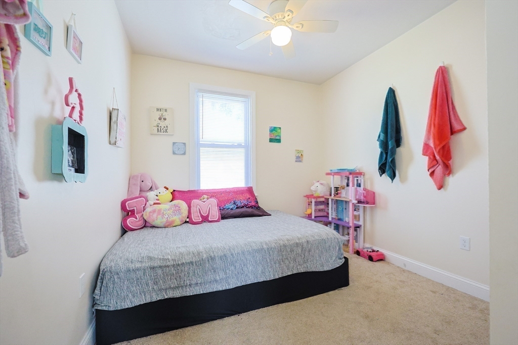 Johnston, Rhode Island 02919, United States, 4 Bedrooms Bedrooms, ,2 BathroomsBathrooms,Residential,Active,185594