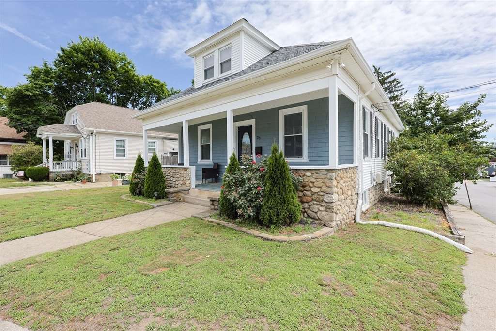 Johnston, Rhode Island 02919, United States, 4 Bedrooms Bedrooms, ,2 BathroomsBathrooms,Residential,Active,185594