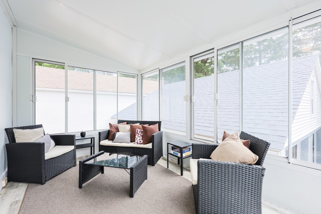 Johnston, Rhode Island 02919, United States, 4 Bedrooms Bedrooms, ,2 BathroomsBathrooms,Residential,Active,185594