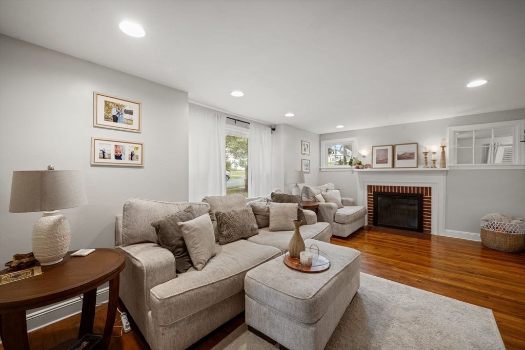 212 Emerson St, Springfield, MA, 212 Emerson St, Springfield, MA Photo #7