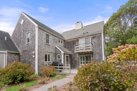28 Chilmark Dr 28 Falmouth MA 02536