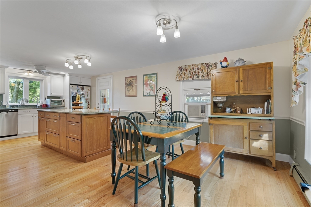 59 Norval Ave