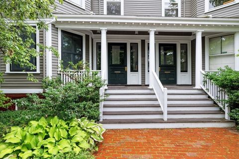 Photo of 14 Fayette St #1, Cambridge, MA 02139 (MLS # 73541740)
