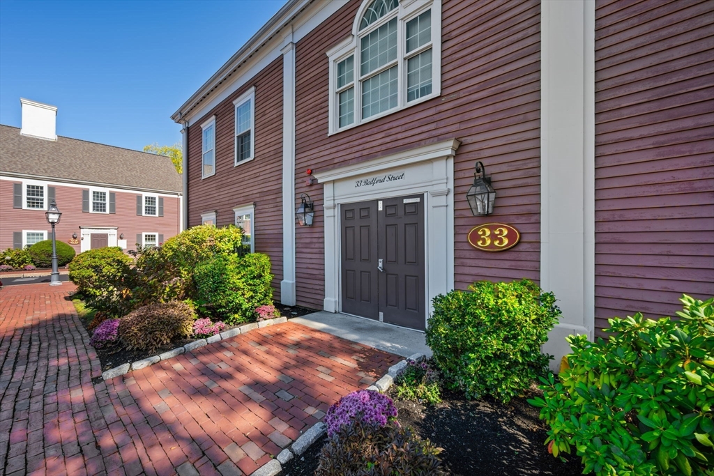 33 Bedford St